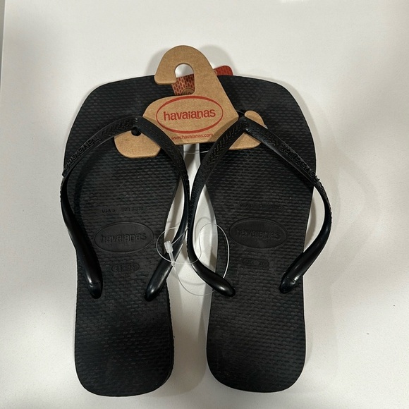 Square toe Havaianas new with tags size 6 - Picture 1 of 2